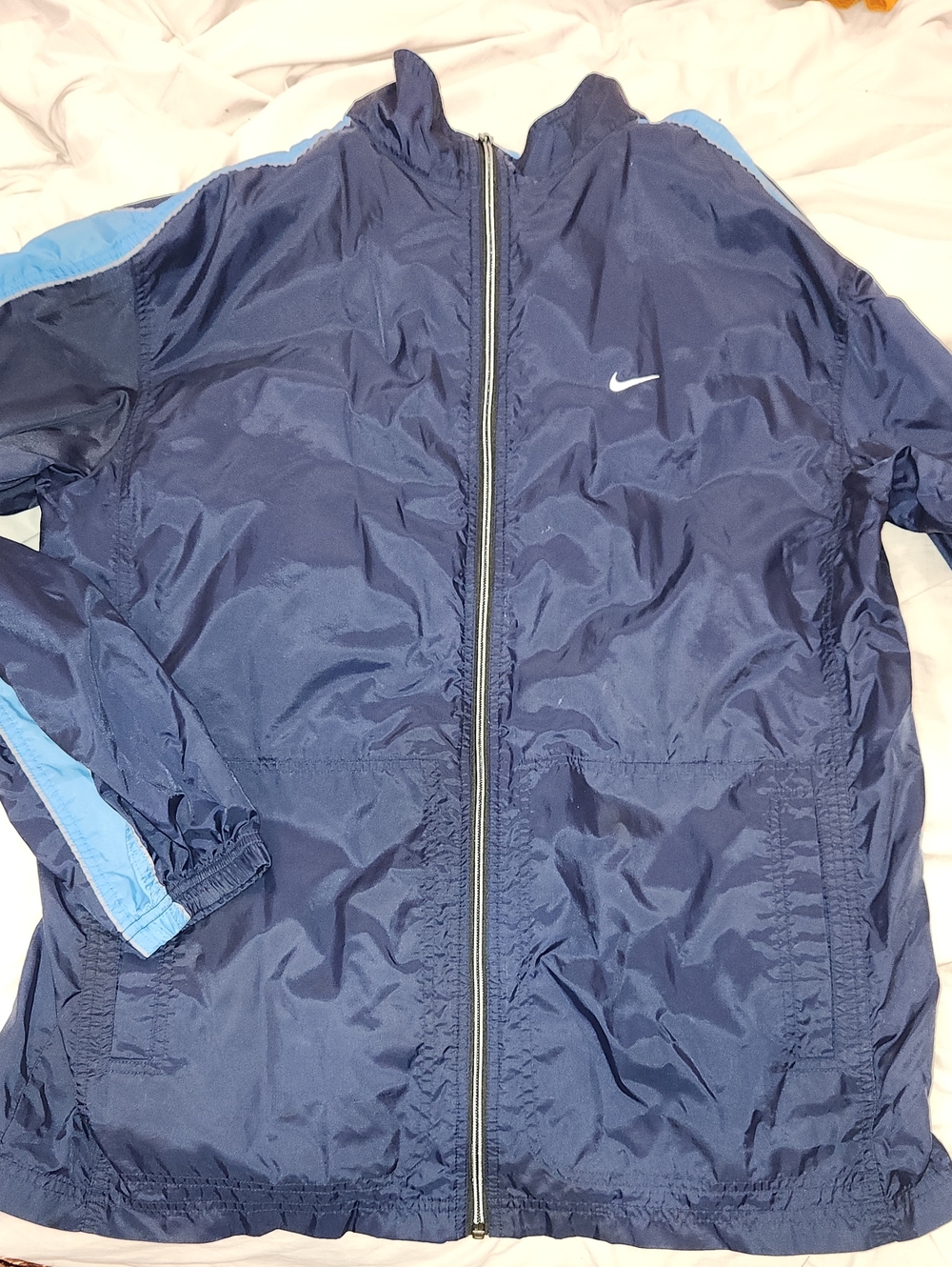 Vintage Nike Navy and Light Blue Full-Zip Windbreaker